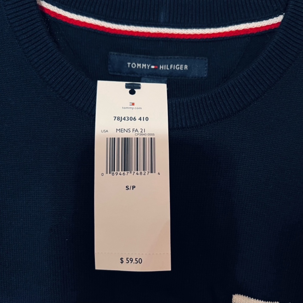 WITH TAGS Tommy Hilfiger Knitted Sweater - Picture 6 of 6